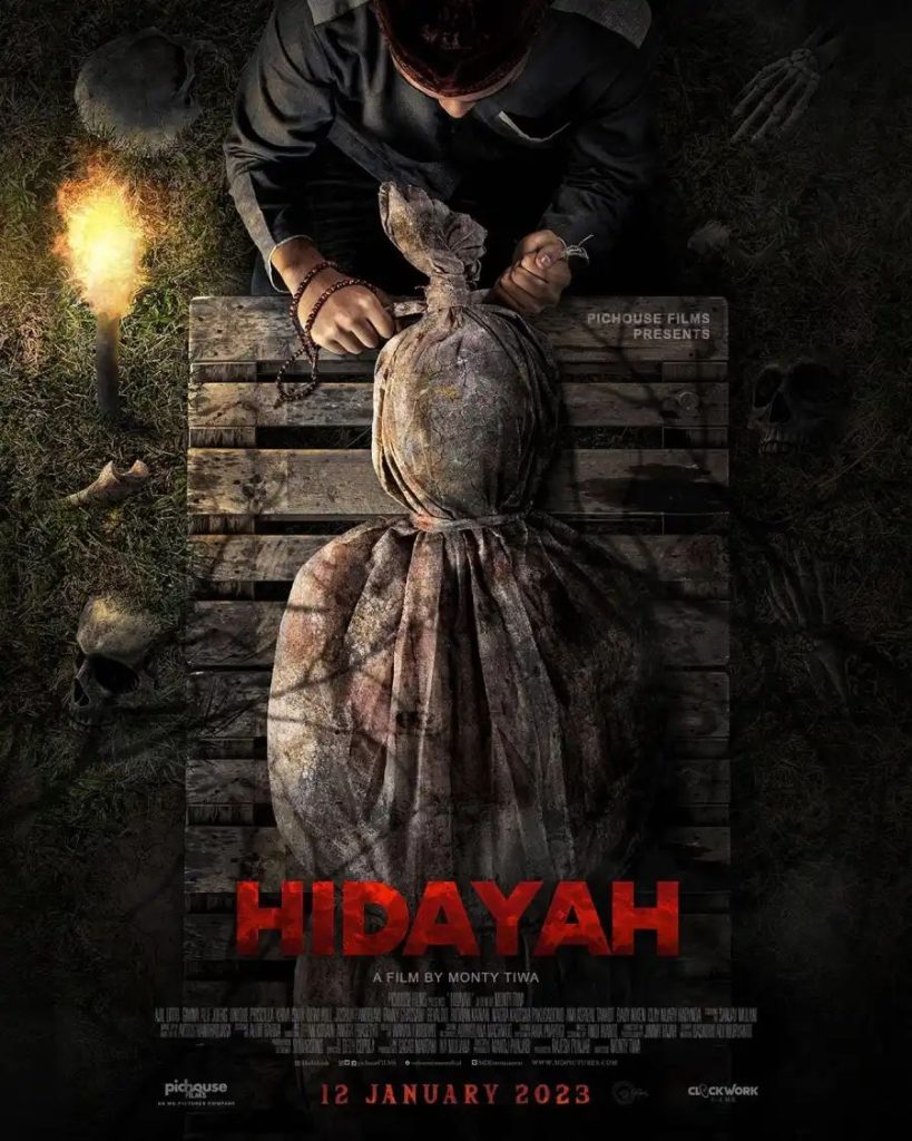 6747ab33ec4fa11d5c29cfd4499813bf1702002891708543630-819x1024 Movie: Hidayah